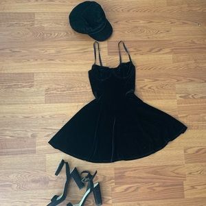 Velvet American Apparel little black dress🖤